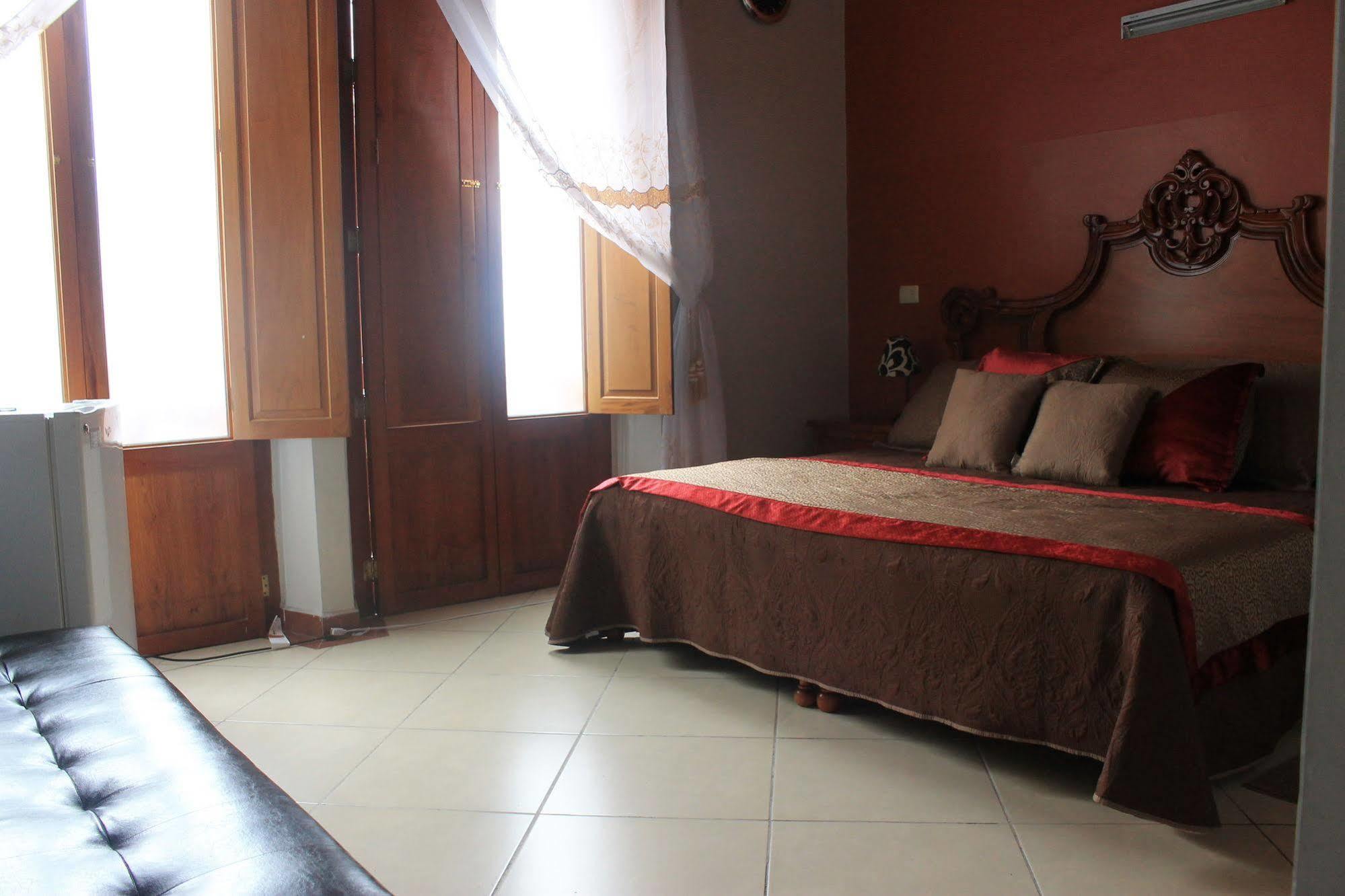 Hotel Juarez Del Centro Халапа Экстерьер фото